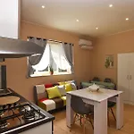 Stunning In Αουγκούστα